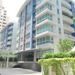 Avenue 61 Condominium