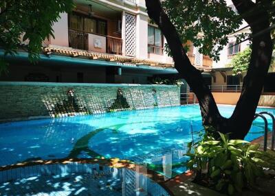 Baan Klang Krung Resort (Ratchada 7)