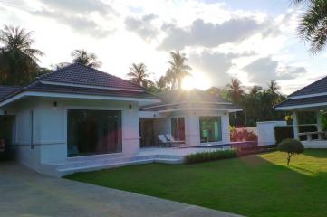 White Beach Villa