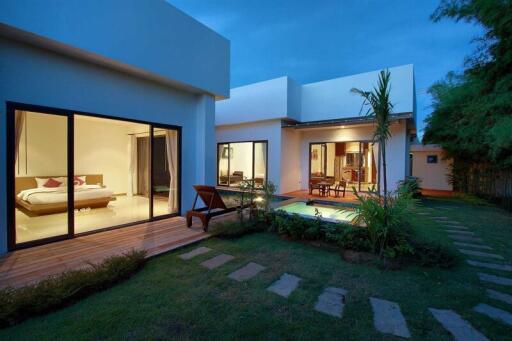 Seastone Pool Villas