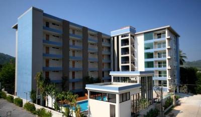 Kathu Golf Condo