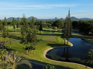 Phoenix Golf & Country Club Pattaya