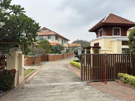 Emerald Heights Village Hua Hin