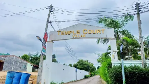 Temple Court Villas