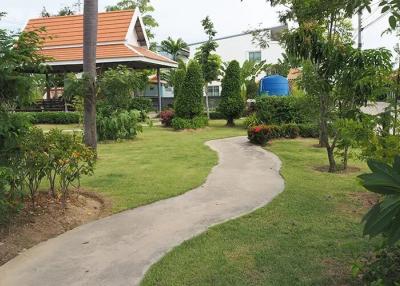 Ratanakorn Village 14