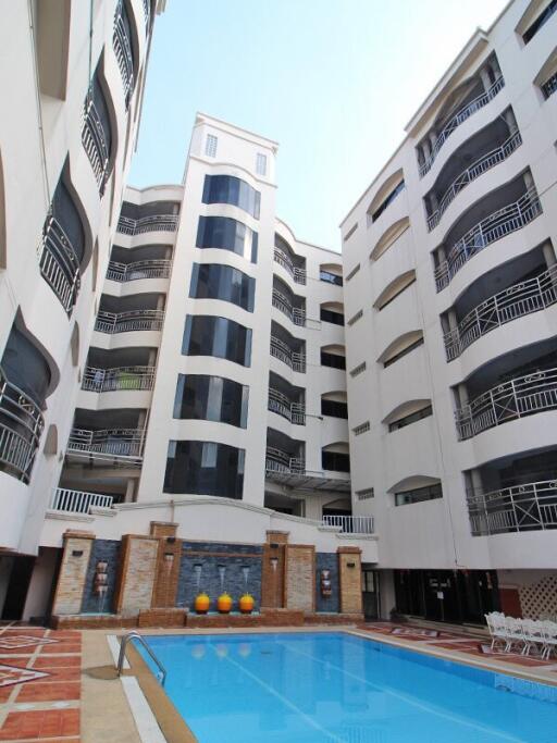 Baan Arthit Apartment