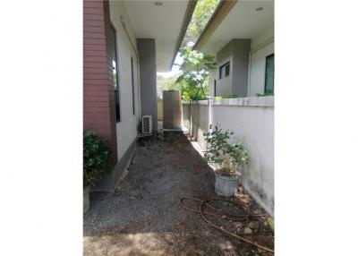 3 BEDROOMS HOUSE FOR SALE IN THE CENTER OF NST!!