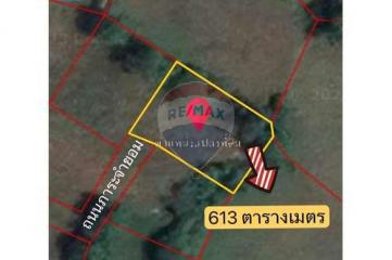 Land for sale!! near Hua Thanon beach in Khanom - 920121030-103