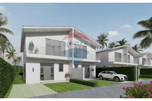 Duplex 3-bedroom Garden Pool Villa in prime area