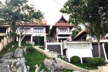 Oceanfront Pool Villa for Sale in Chaweng Noi