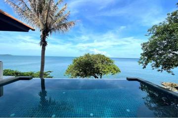 Oceanfront Pool Villa for Sale in Chaweng Noi