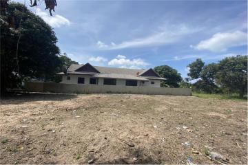 Land for sale walking distance to the beach - 920121034-170