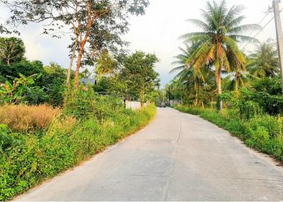 ขายที่ดินแปลงสวยใกล้ชายหาด เกาะสมุย