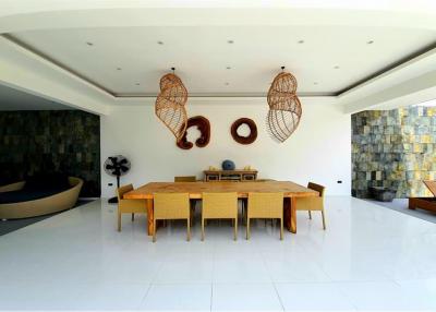 MODERN VILLA FOR SALE IN BOPHUT, KOH SAMUI