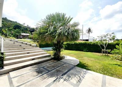 MODERN VILLA FOR SALE IN BOPHUT, KOH SAMUI