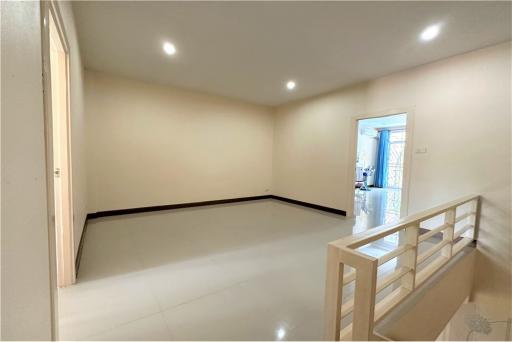 142 Sqm., 2 Beds, 3 Baths Townhouse listed for ฿ 3,200,000.