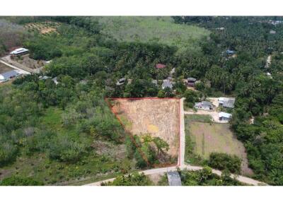 LAND FOR SALE !  1.5 Million Baht/Rai