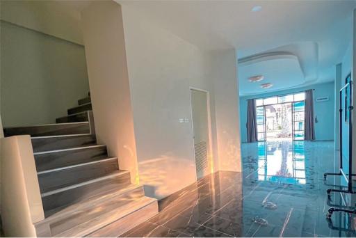 150 Sqm., 3 Beds, 3 Baths Townhouse listed for ฿ 3,290,000.