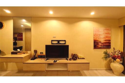 Condo for rent, City view and Sea View