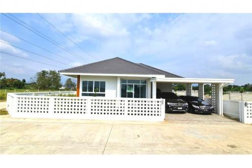121 Sqm., 3 Beds, 2 Baths House listed for ฿2,490,000.
