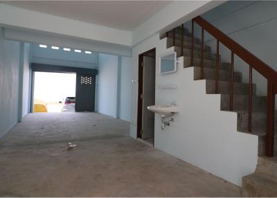 80 Sqm., 3 Beds Townhouse listed for ฿ 2,400,000.