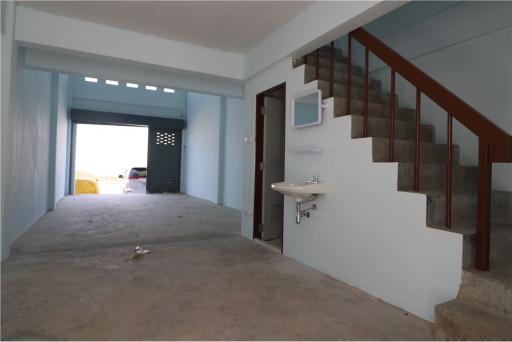 80 Sqm., 3 Beds Townhouse listed for ฿ 2,400,000.