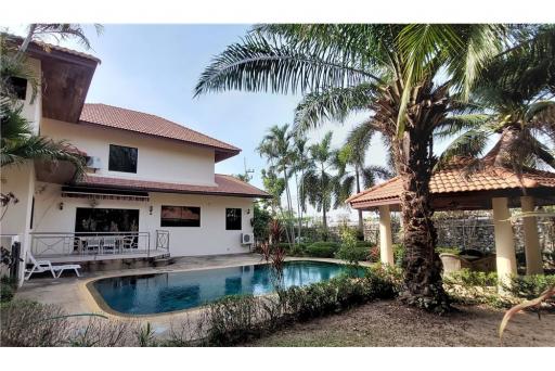 Beautiful 4 Bedroom Pool Villa in Paradise Villa - 920471009-44