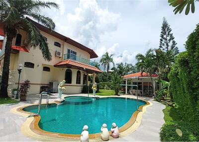 Stunning Five Bedroom Pool Villa - 920471009-15