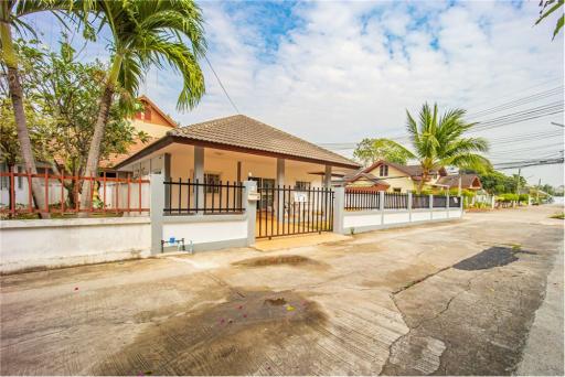 Diego Areeya 3 Bedroom House for Sale