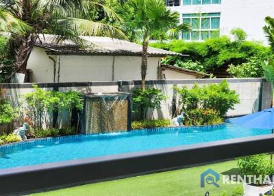 Live in Pattaya Water Park Condo  Pratamnak Hill