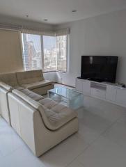 For RENT : The Emporio Place / 2 Bedroom / 3 Bathrooms / 105 sqm / 70000 THB [10842110]