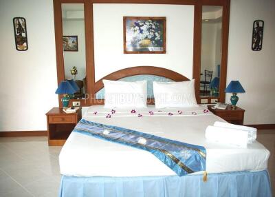 PAT2735: 14 room established resort in Patong