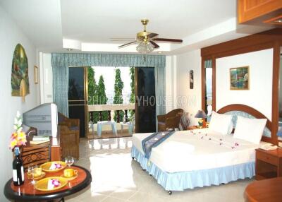 PAT2735: 14 room established resort in Patong