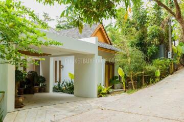 CHA2316: 3 Bed Luxury Villa For Sale in Chalong