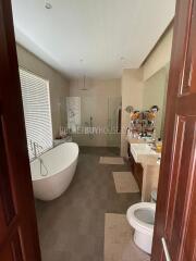 CHE1555: Three Bedroom Pool Villa in Cherng Talay