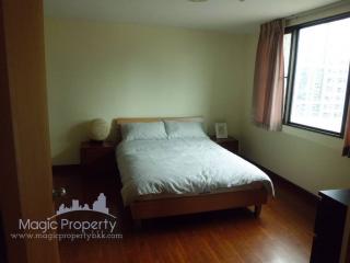 2 Bedrooms for Rent in Baan Na Varang Condominium, Lumphini, Pathum Wan, Bangkok