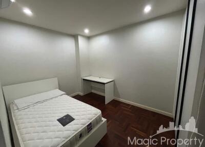 2 bedrooms Condominium for Rent in Baan Sukhumvit 36, Khlong Tan, Khlong Toei, Bangkok