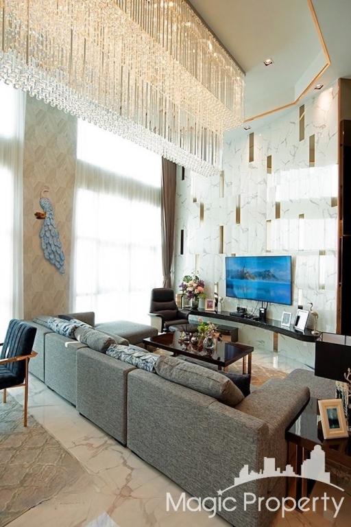 2 Bedroom Penthouse in Belle Grand Rama 9 Condominium. Khwaeng Huai Khwang, Khet Huai Khwang, Bangkok