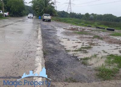 10 Rai 2 Ngan 35 Sqw, Land For Sale in Khlong 8, Lam Luk Ka, Pathum Thani