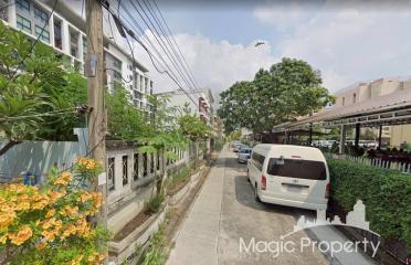 Land For Sale on Ratchadaphisek Road, Soi Inthamara 47, Din Daeng, Bangkok