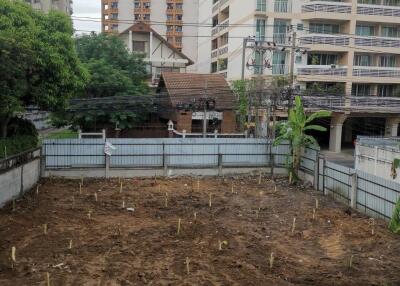 101 Sq.wah Land For Sale in Soi Pridi Sukhumvit 71, Watthana, Bangkok