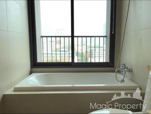 1 Bedroom Condominium For Sale in Noble Remix, Khlong Toei, Bangkok