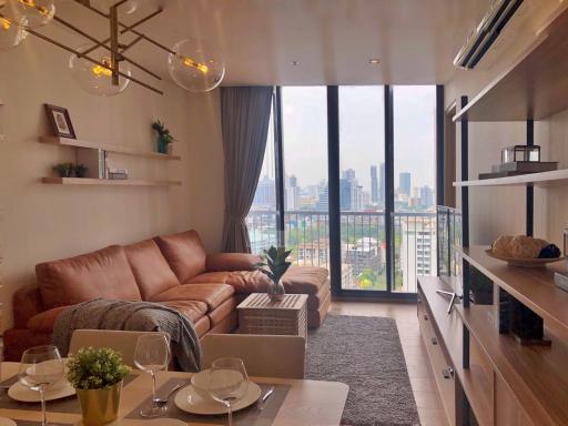 2 Bedroom condominium for sale in PARK 24, Khlong Ton, Khlong Toei, Bangkok.