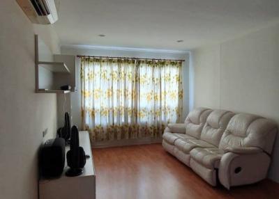 2 Bedroom Condominium For Sale in Lumpini Ville Ramkhamhaeng 44, Hua Mak, Bang Kapi, Bangkok