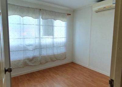 2 Bedroom Condominium For Sale in Lumpini Ville Ramkhamhaeng 44, Hua Mak, Bang Kapi, Bangkok