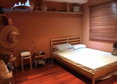 3 Bedroom Condominium For Sale in Baan Prompong, Khlong Tan Nuea, Watthana, Bangkok