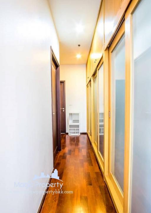 2 Bedroom condominium for sale in Noble Ora, Khlong Tan Nuea, Watthana, Bangkok.