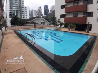 3 Bedroom Condo for Sale in Prestige Towers Sukhumvit 23, Watthana, Bangkok