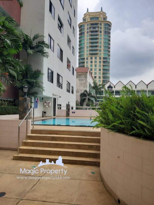 3 Bedroom Condo for Sale in Prestige Towers Sukhumvit 23, Watthana, Bangkok