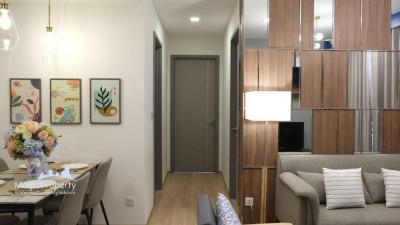 2 Bedroom condominium for Sale in Taka Haus Ekkamai 12, Khlong Tan Nuea, Watthana, Bangkok.